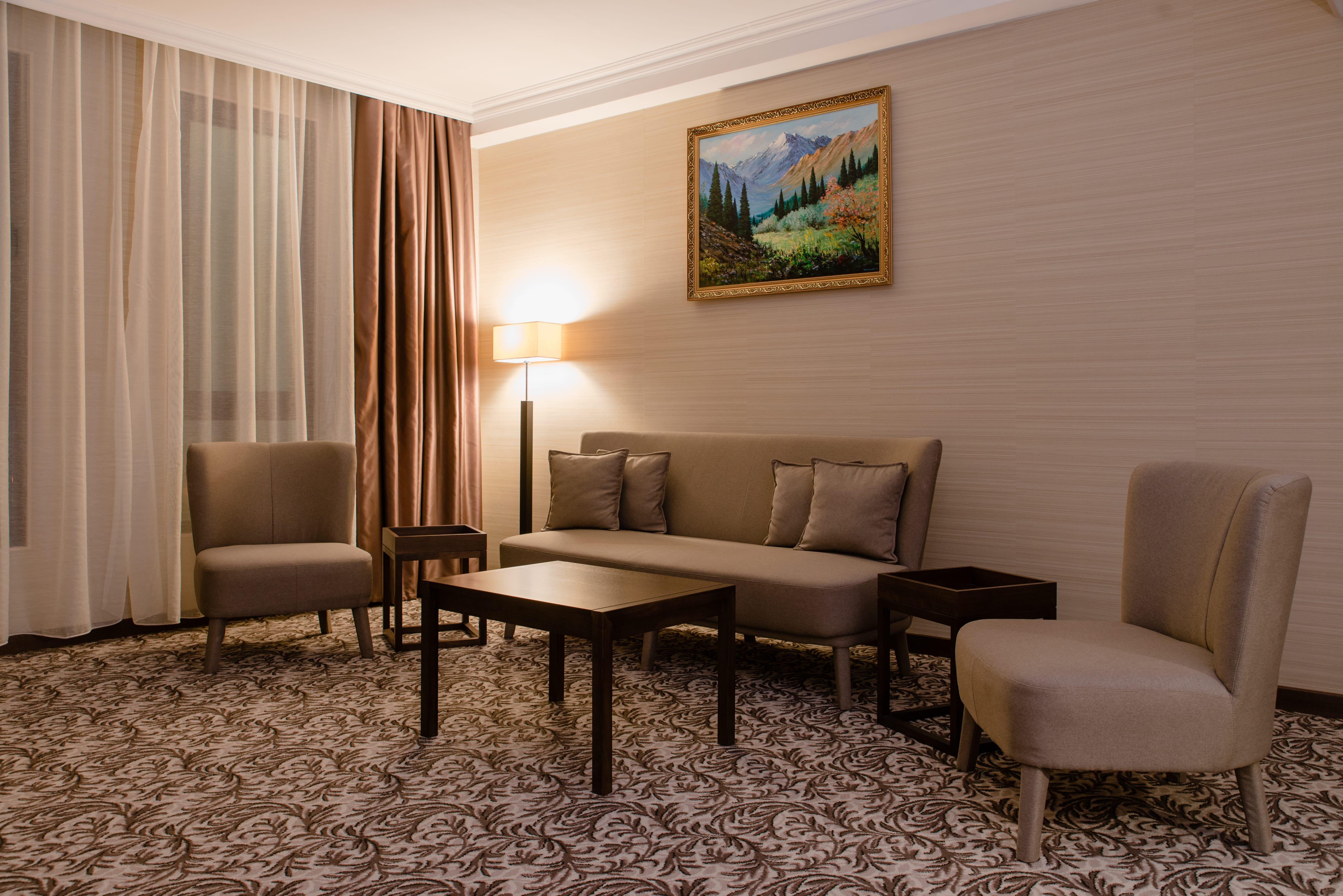 Holiday Inn Aktau By Ihg Esterno foto