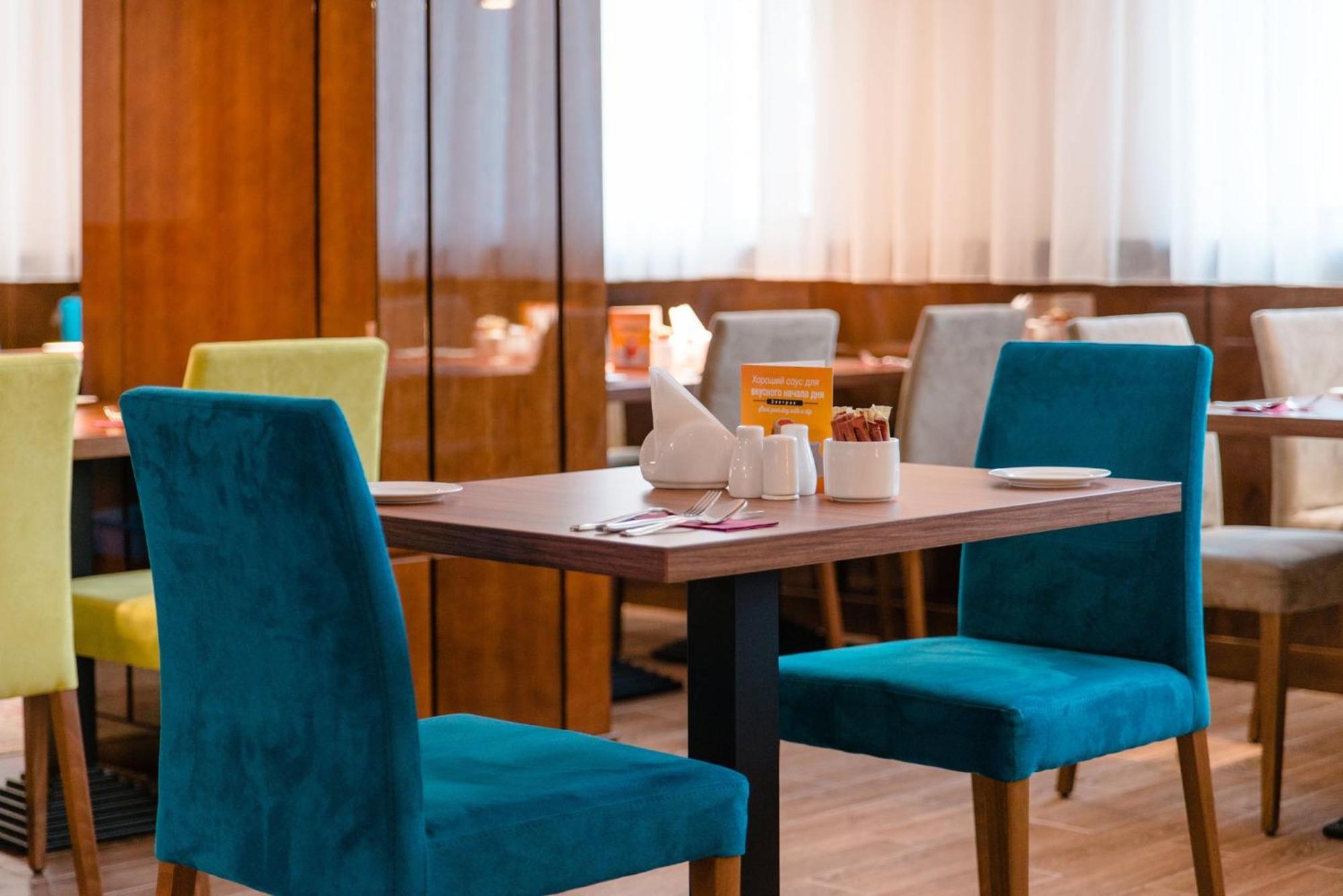 Holiday Inn Aktau By Ihg Esterno foto