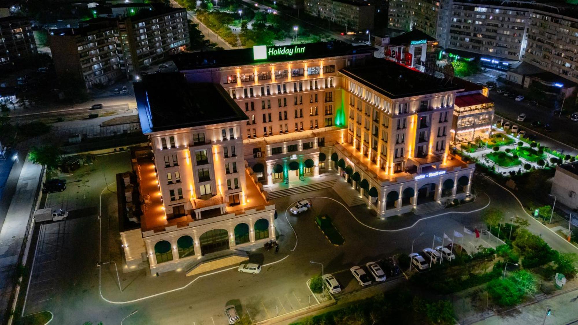 Holiday Inn Aktau By Ihg Esterno foto