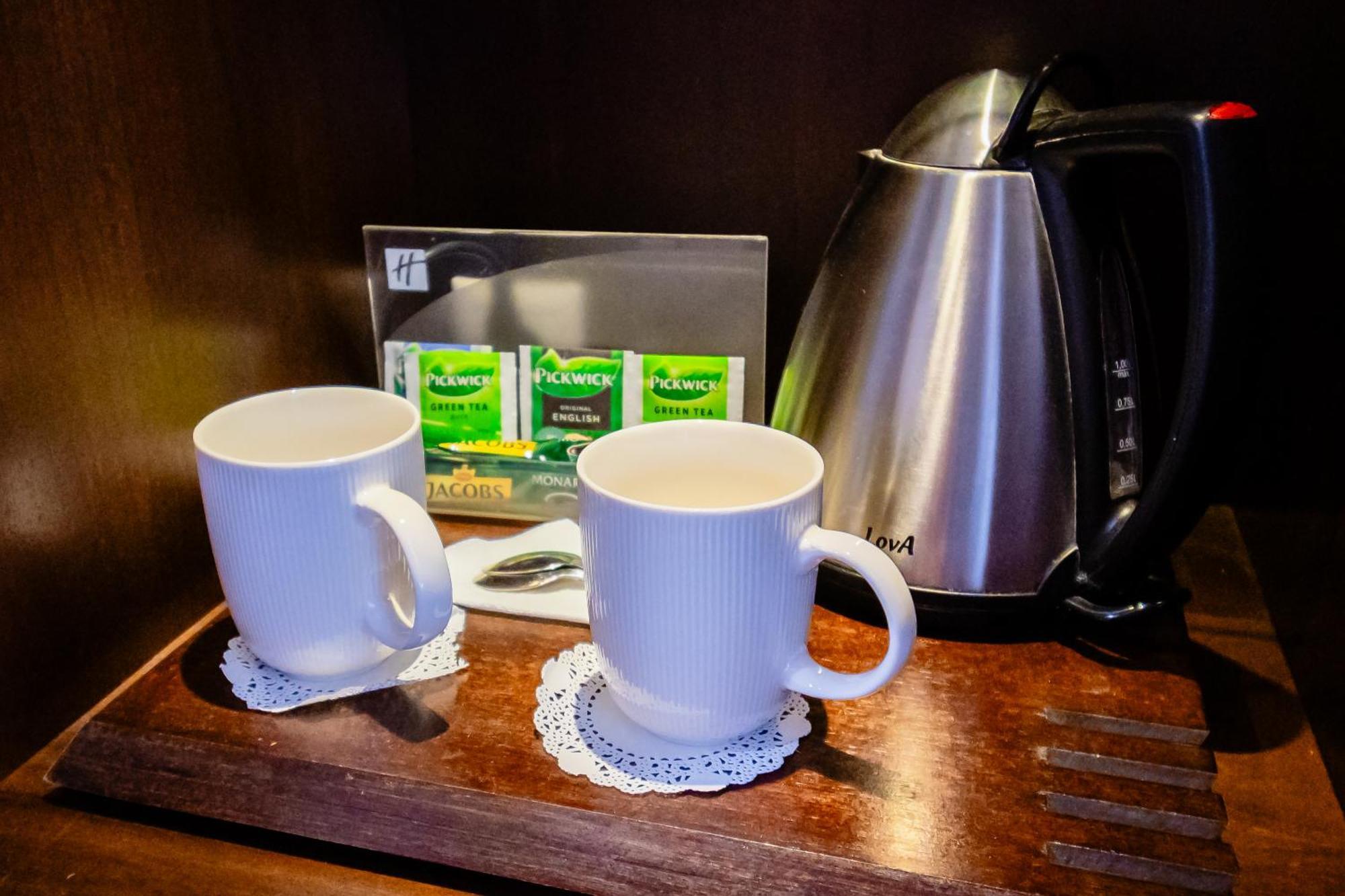 Holiday Inn Aktau By Ihg Esterno foto